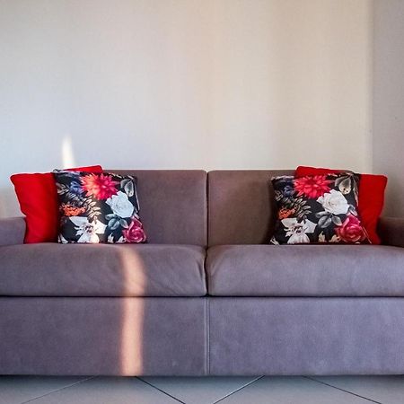 Residenza Oleandro Daire Desenzano del Garda Dış mekan fotoğraf