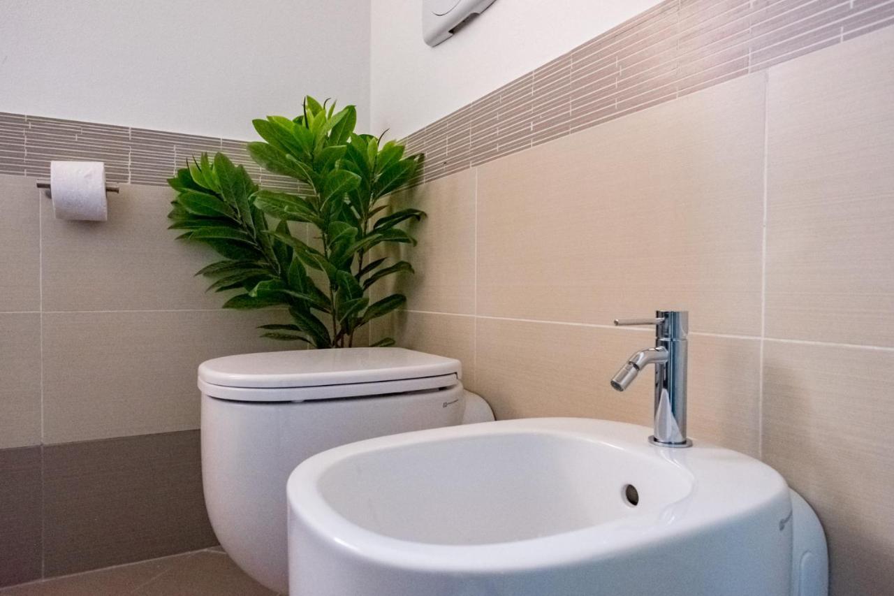 Residenza Oleandro Daire Desenzano del Garda Dış mekan fotoğraf