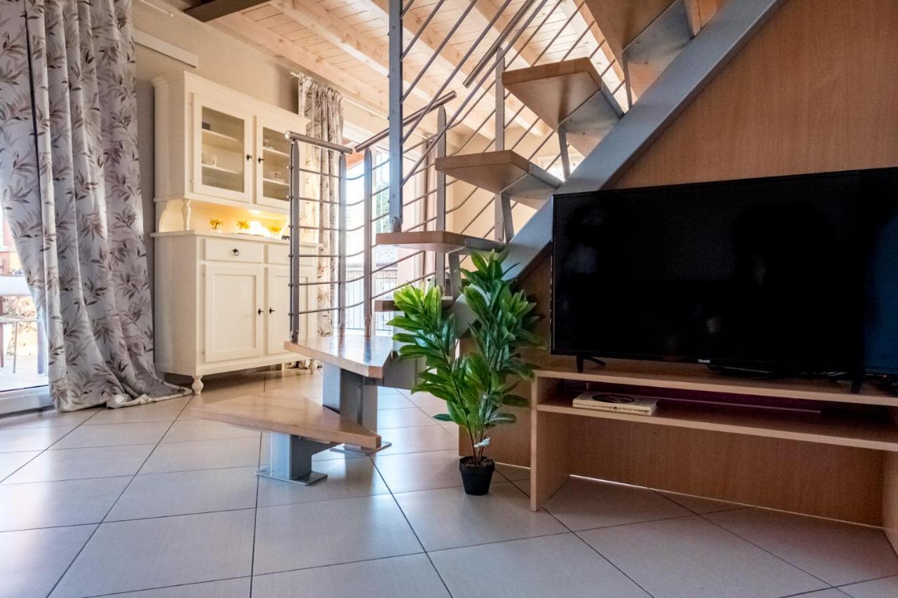 Residenza Oleandro Daire Desenzano del Garda Dış mekan fotoğraf