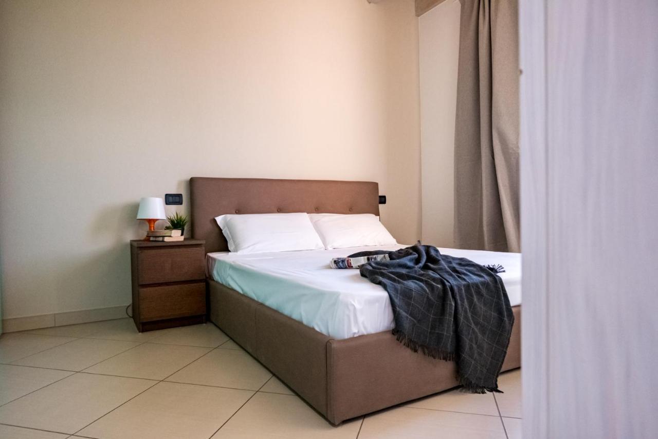 Residenza Oleandro Daire Desenzano del Garda Dış mekan fotoğraf