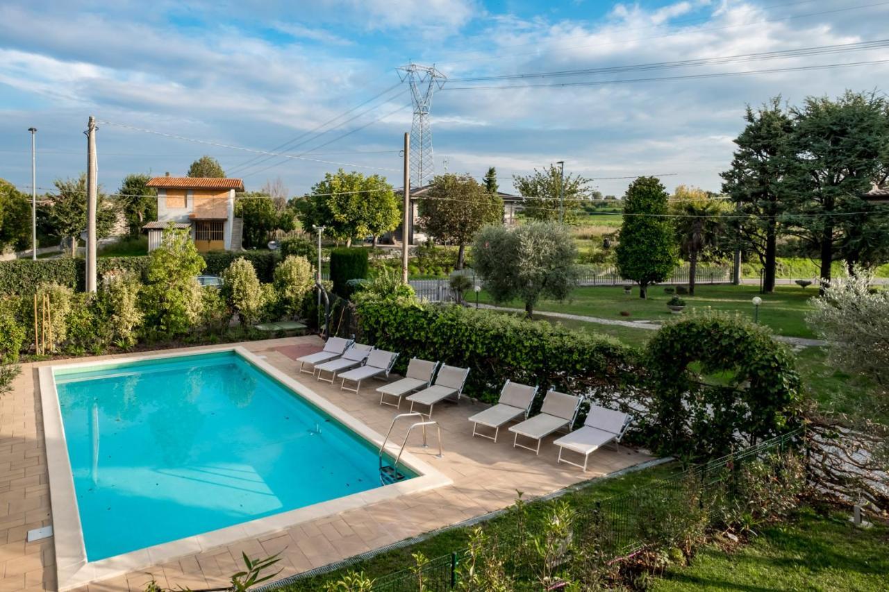 Residenza Oleandro Daire Desenzano del Garda Dış mekan fotoğraf