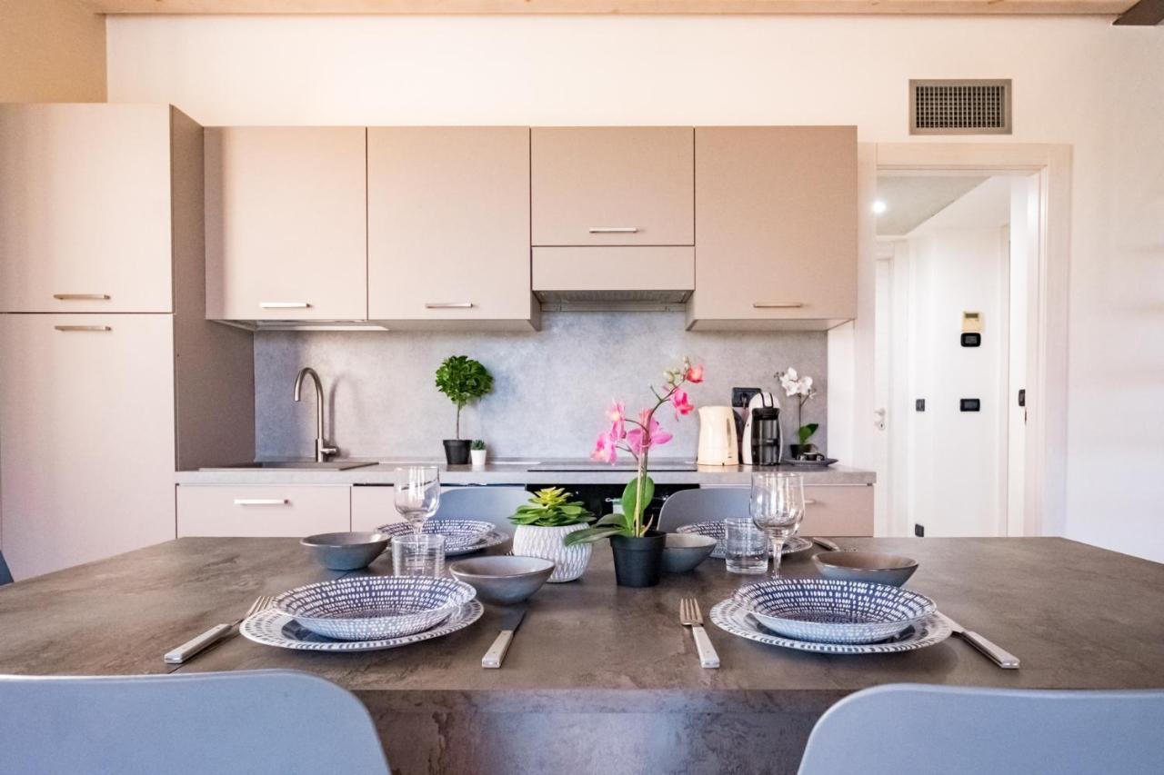 Residenza Oleandro Daire Desenzano del Garda Dış mekan fotoğraf