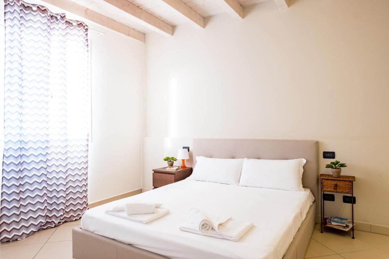 Residenza Oleandro Daire Desenzano del Garda Dış mekan fotoğraf