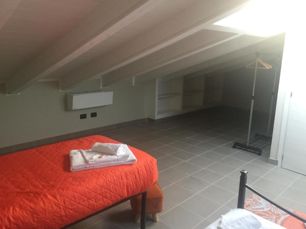 Residenza Oleandro Daire Desenzano del Garda Dış mekan fotoğraf